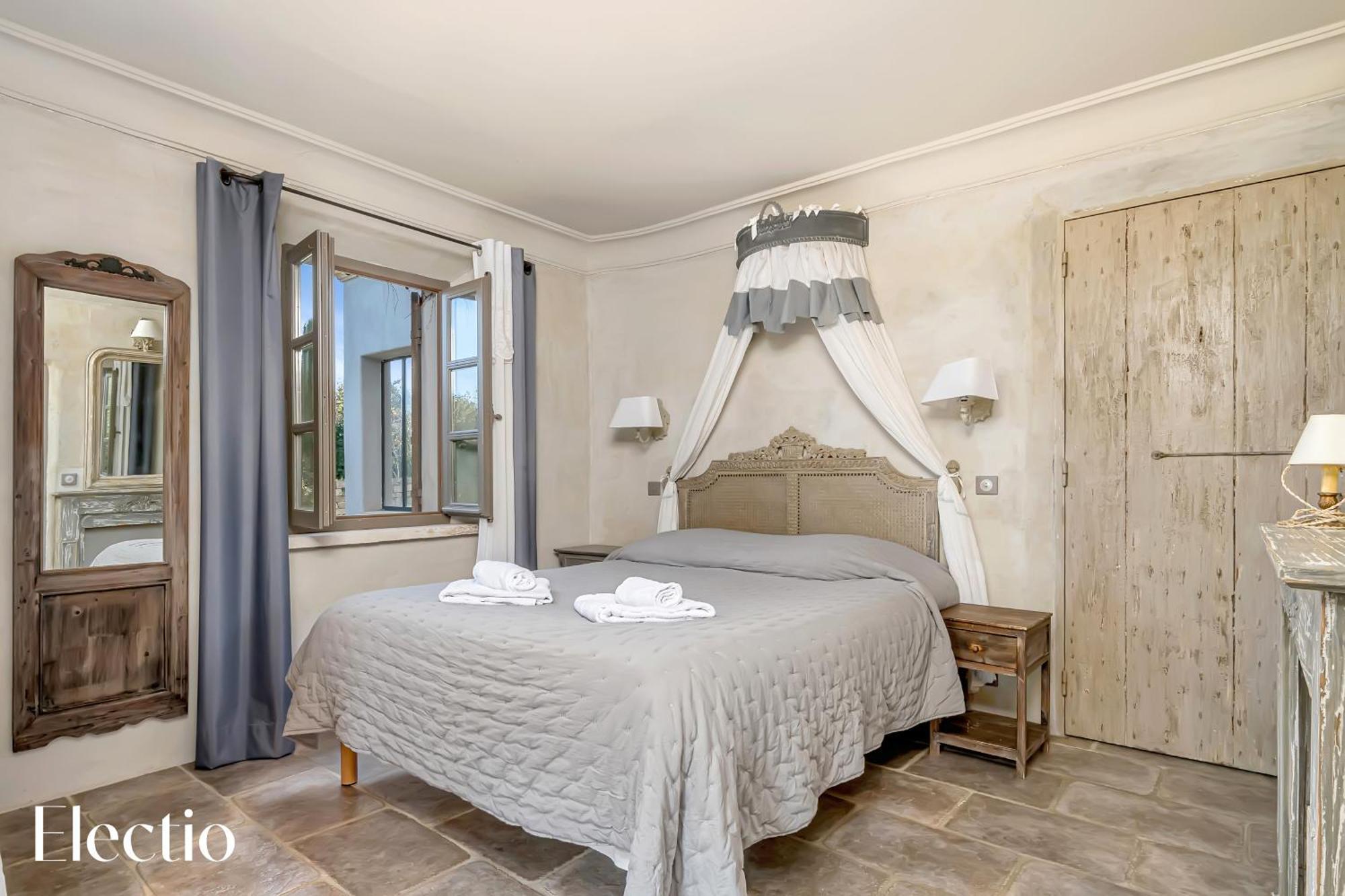 Residence Les Petitons Oppede Bagian luar foto